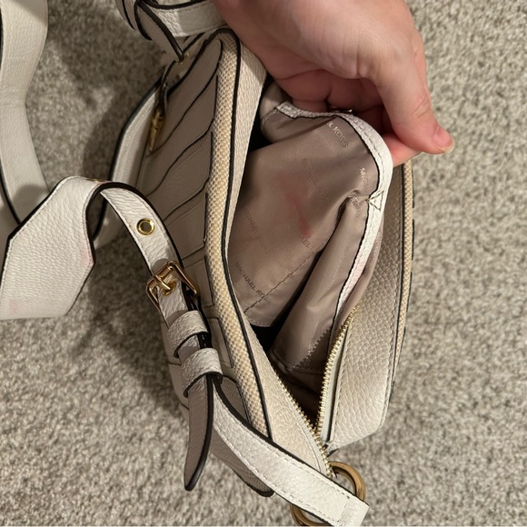 Michael kors camera bag purse **tags still attached** read description - Picture 5 of 6